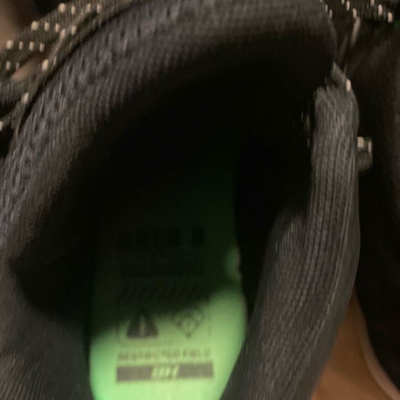 Under Armour Black Athletic cleats - Picture 5 of 10